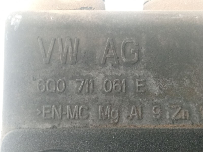 Recambio de palanca cambio para skoda fabia i (6y2) 1.2 referencia OEM IAM 6Q0711061  