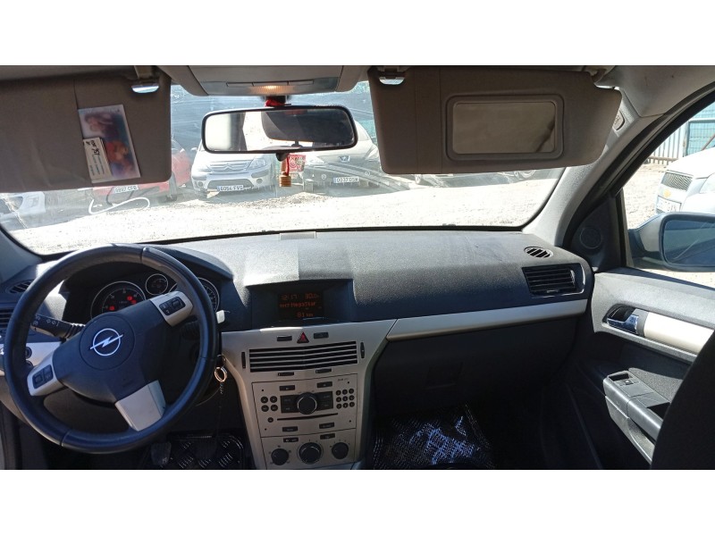 opel astra h (a04) del año 2008