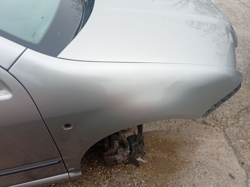 Recambio de aleta delantera derecha para skoda fabia i (6y2) 1.2 referencia OEM IAM 6Y0821102A  