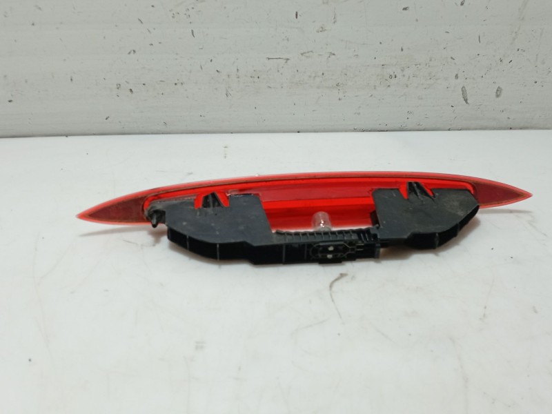 Recambio de luz central de freno para renault modus referencia OEM IAM   