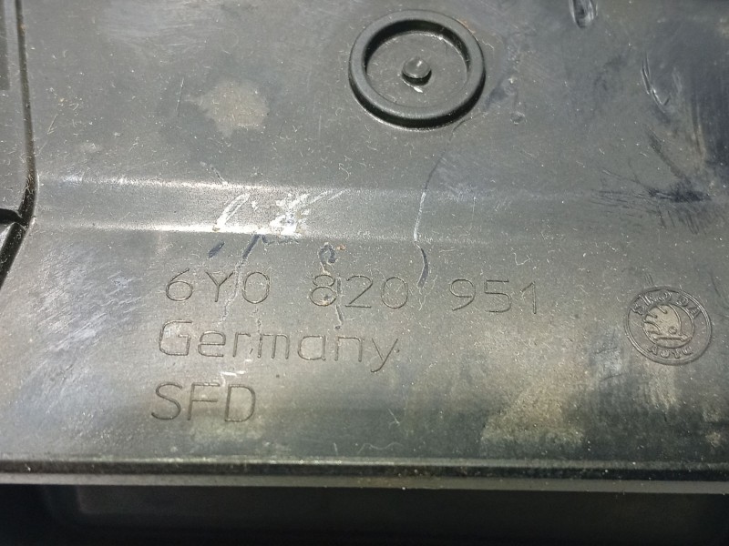 Recambio de moldura para skoda fabia i (6y2) 1.2 referencia OEM IAM   