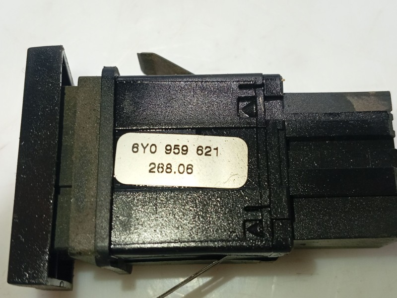 Recambio de interruptor para skoda fabia i (6y2) 1.2 referencia OEM IAM   