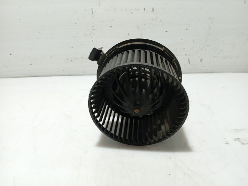 Recambio de ventilador calefaccion para renault modus referencia OEM IAM   