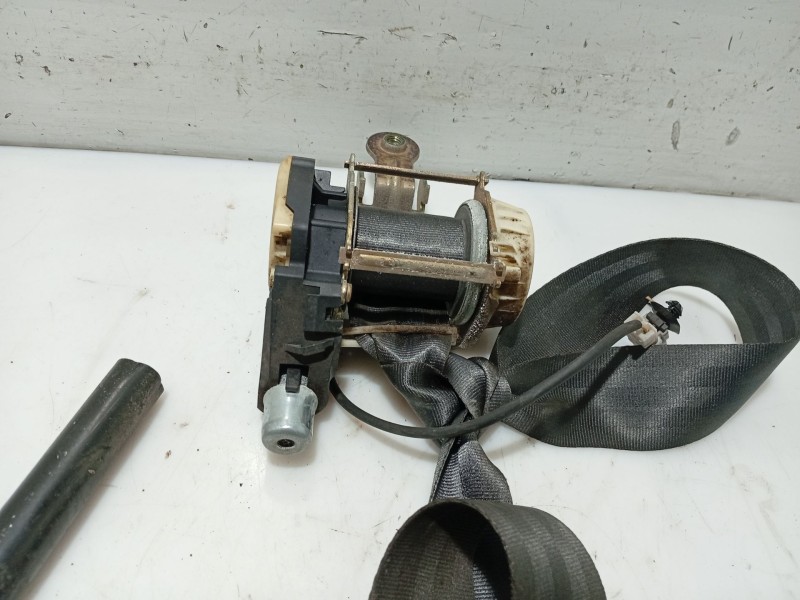 Recambio de cinturon seguridad delantero derecho para renault modus referencia OEM IAM   