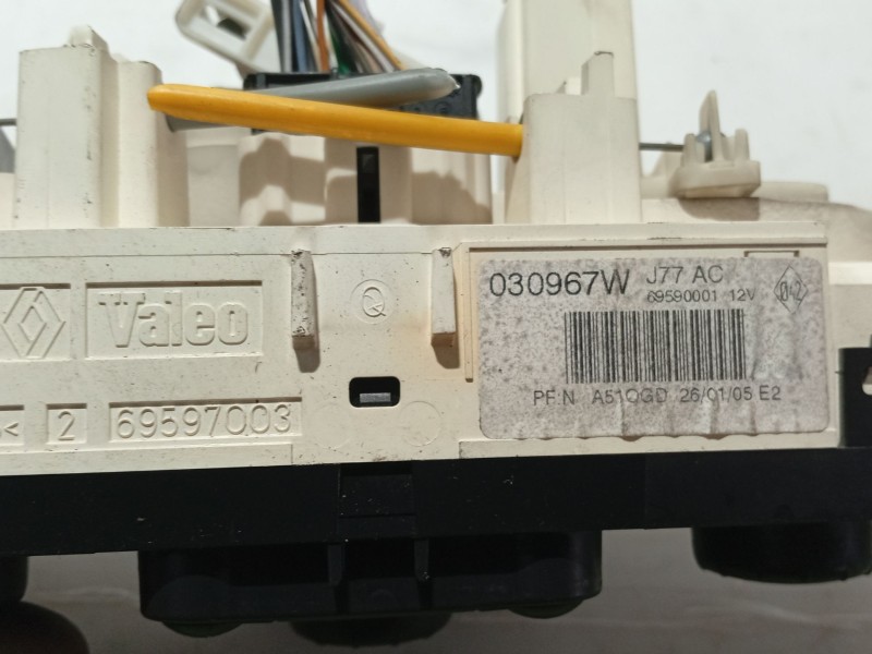 Recambio de mando calefaccion / aire acondicionado para renault modus referencia OEM IAM   