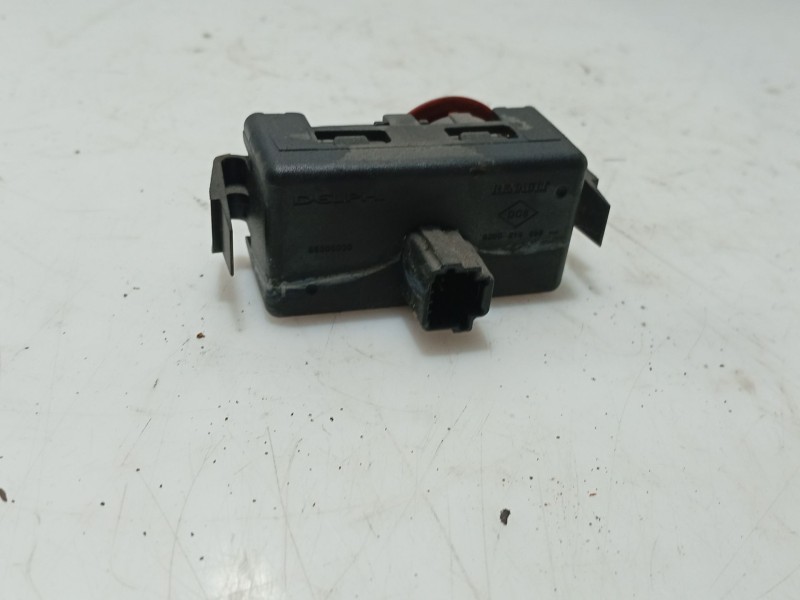 Recambio de warning para renault modus referencia OEM IAM   