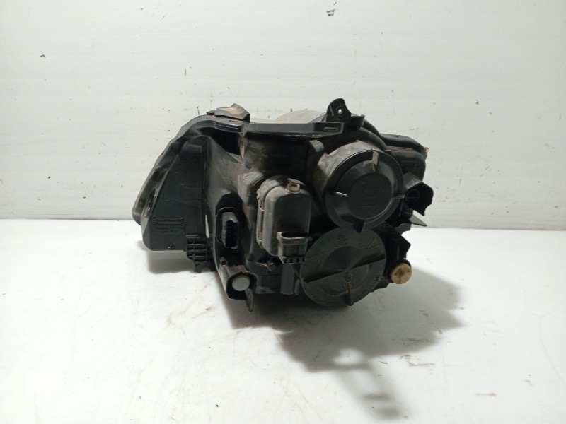 Recambio de faro derecho para renault modus referencia OEM IAM   