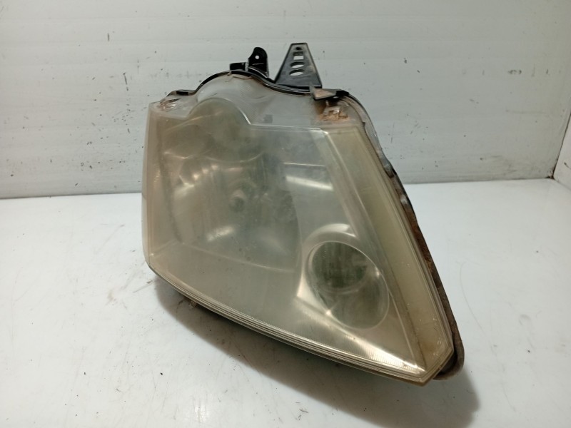 Recambio de faro derecho para renault modus referencia OEM IAM   