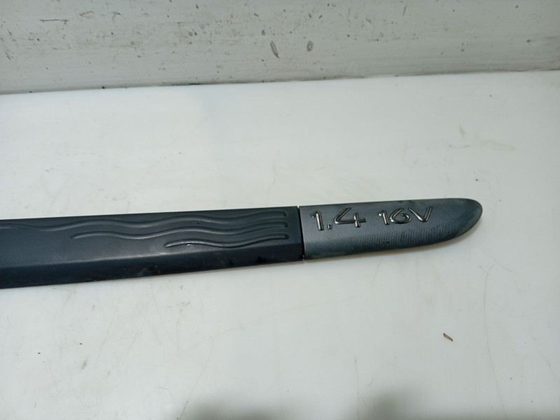 Recambio de moldura para renault modus referencia OEM IAM   