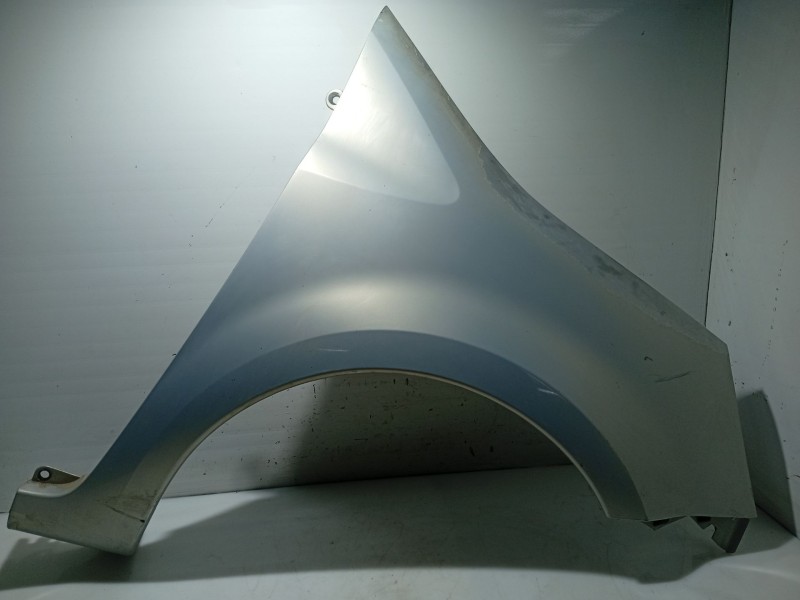 Recambio de aleta delantera derecha para renault modus referencia OEM IAM   