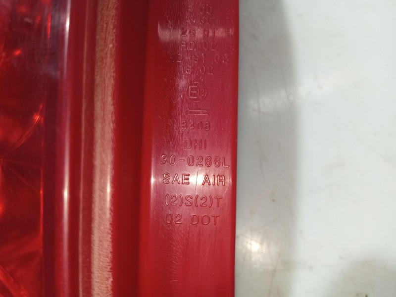 Recambio de piloto trasero izquierdo para chevrolet aveo / kalos hatchback (t200) 1.4 referencia OEM IAM 96540268  