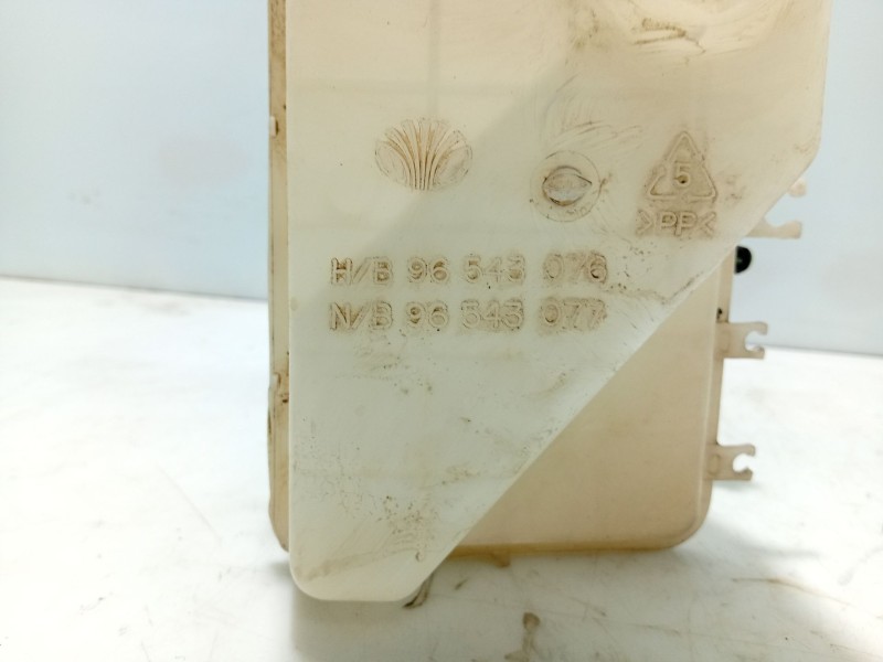 Recambio de deposito limpia para chevrolet aveo / kalos hatchback (t200) 1.4 referencia OEM IAM 96543076  