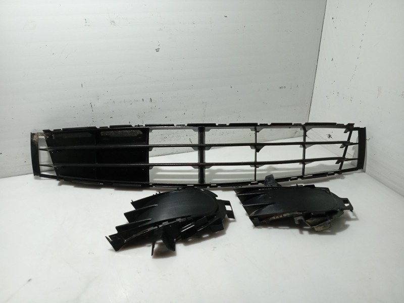 Recambio de moldura para renault modus referencia OEM IAM   