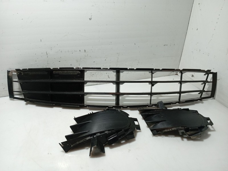 Recambio de moldura para renault modus referencia OEM IAM   