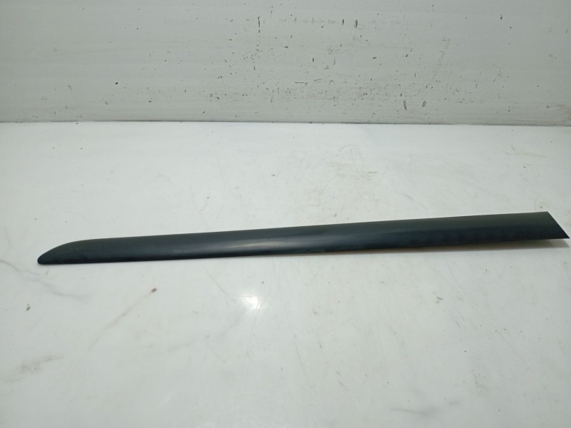 Recambio de moldura para peugeot 207/207+ (wa_, wc_) 1.6 hdi referencia OEM IAM 9680147677  