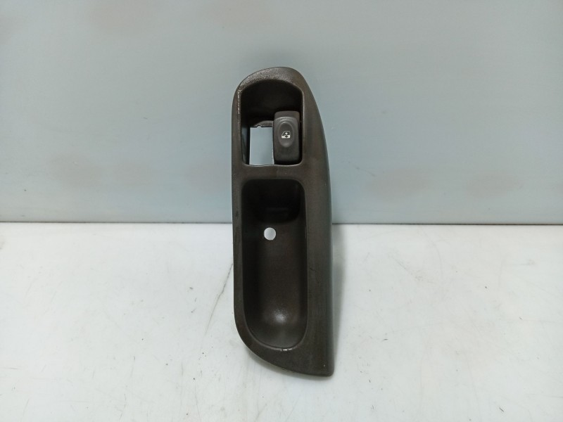 Recambio de mando elevalunas delantero izquierdo para renault scénic i monospace (ja0/1_, fa0_) 1.9 dti (ja0n) referencia OEM IA