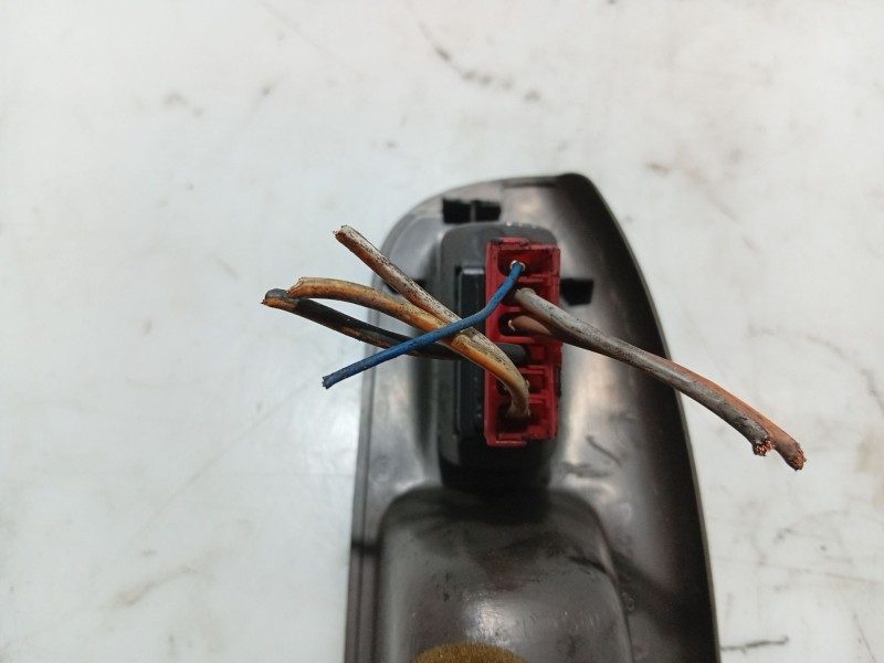 Recambio de mando elevalunas delantero derecho para renault scénic i monospace (ja0/1_, fa0_) 1.9 dti (ja0n) referencia OEM IAM 