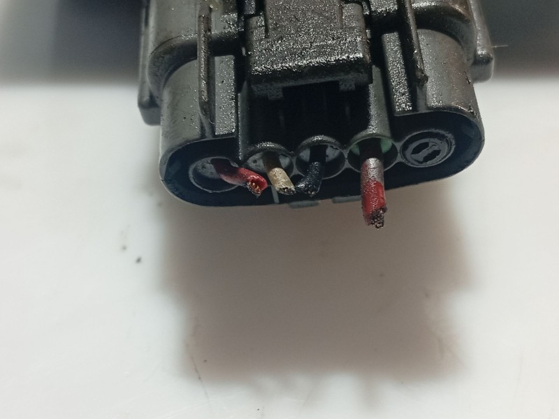 Recambio de caudalimetro para nissan almera ii hatchback (n16) 2.2 di referencia OEM IAM 226807J600  0280218005