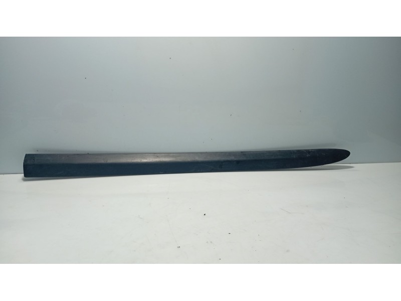 Recambio de moldura para nissan almera ii hatchback (n16) 2.2 di referencia OEM IAM 80871BM700  