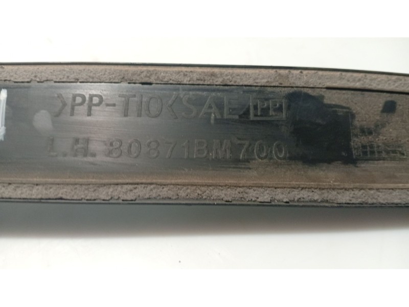 Recambio de moldura para nissan almera ii hatchback (n16) 2.2 di referencia OEM IAM 80871BM700  