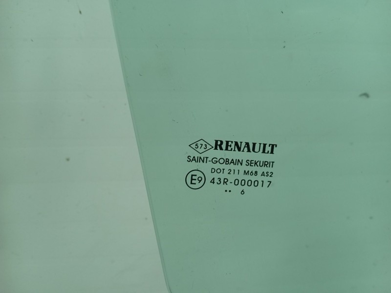 Recambio de luna delantera derecha para renault megane ii coupe/cabrio referencia OEM IAM 0  