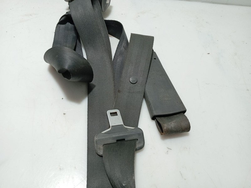 Recambio de cinturon seguridad delantero izquierdo para renault megane ii coupe/cabrio referencia OEM IAM 0  
