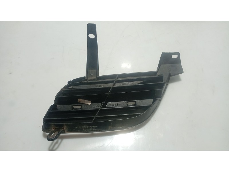 Recambio de moldura para nissan almera ii hatchback (n16) 2.2 di referencia OEM IAM 9623QA6044 6044QA9623 
