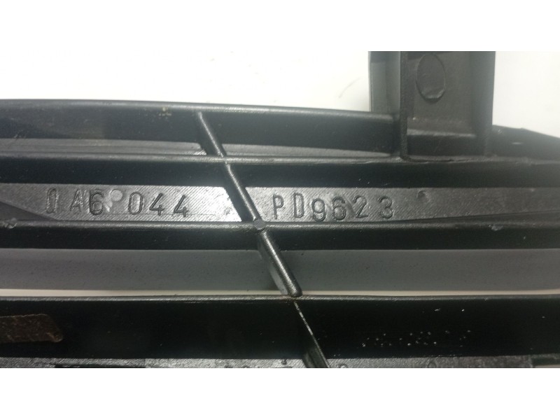 Recambio de moldura para nissan almera ii hatchback (n16) 2.2 di referencia OEM IAM 9623QA6044 6044QA9623 