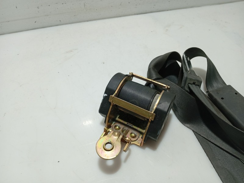 Recambio de cinturon seguridad trasero derecho para renault megane ii coupe/cabrio referencia OEM IAM 0  