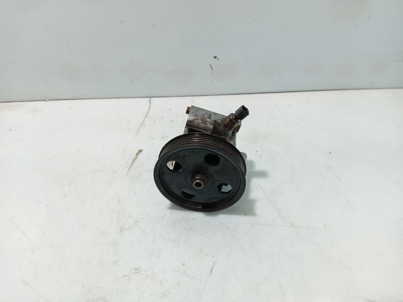 Recambio de bomba direccion para ford focus c-max (dm2) 1.6 referencia OEM IAM   