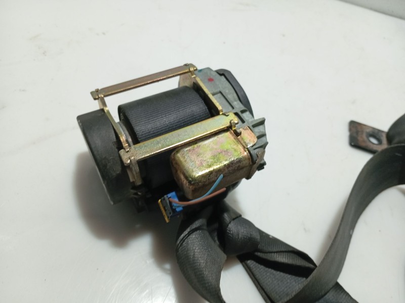 Recambio de cinturon seguridad delantero izquierdo para renault megane ii coupe/cabrio referencia OEM IAM   