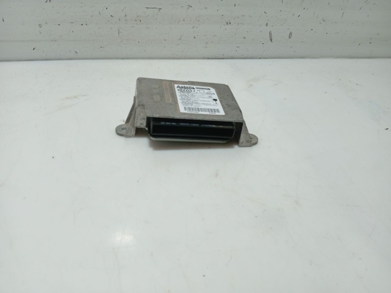 Recambio de centralita airbag para renault megane ii coupe/cabrio referencia OEM IAM   