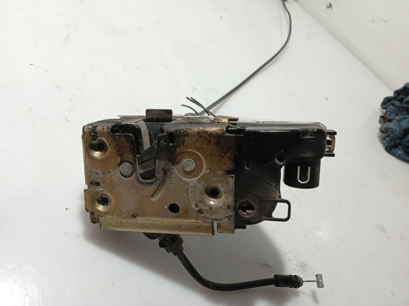 Recambio de cerradura puerta delantera derecha para renault megane ii coupe/cabrio referencia OEM IAM 0  