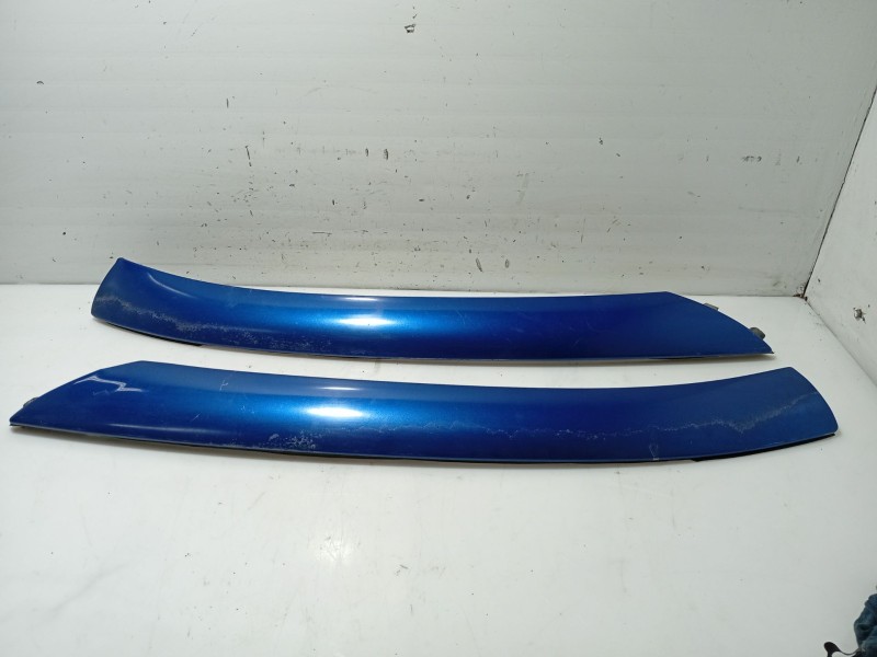 Recambio de moldura para renault megane ii coupe/cabrio referencia OEM IAM   