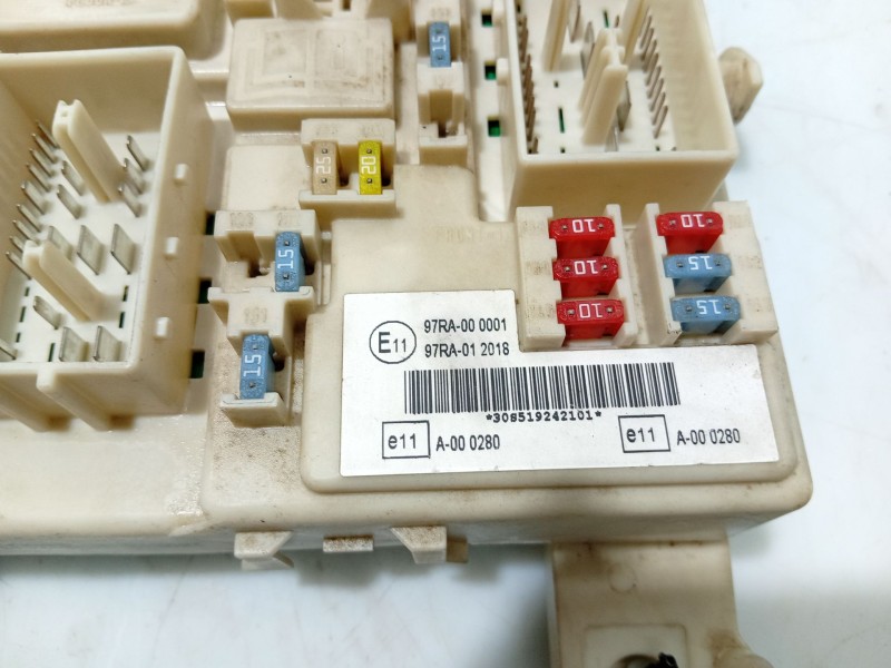 Recambio de caja reles / fusibles para ford focus c-max (dm2) 1.6 referencia OEM IAM   