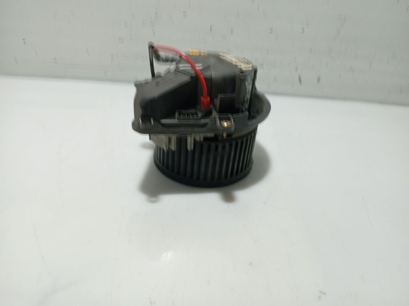 Recambio de ventilador calefaccion para peugeot 406 (8b) 2.0 16v referencia OEM IAM 644185  