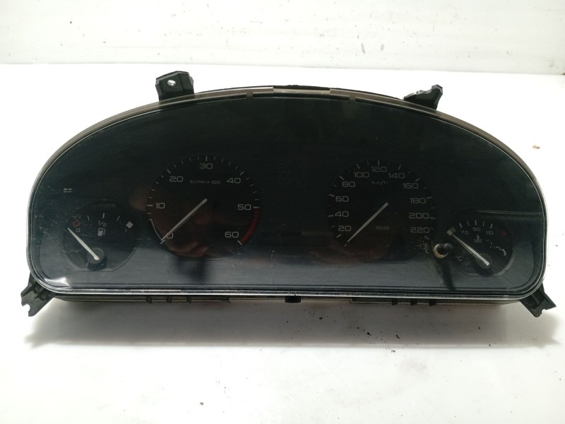 Recambio de cuadro instrumentos para peugeot 406 (8b) 2.0 16v referencia OEM IAM 8203HN  