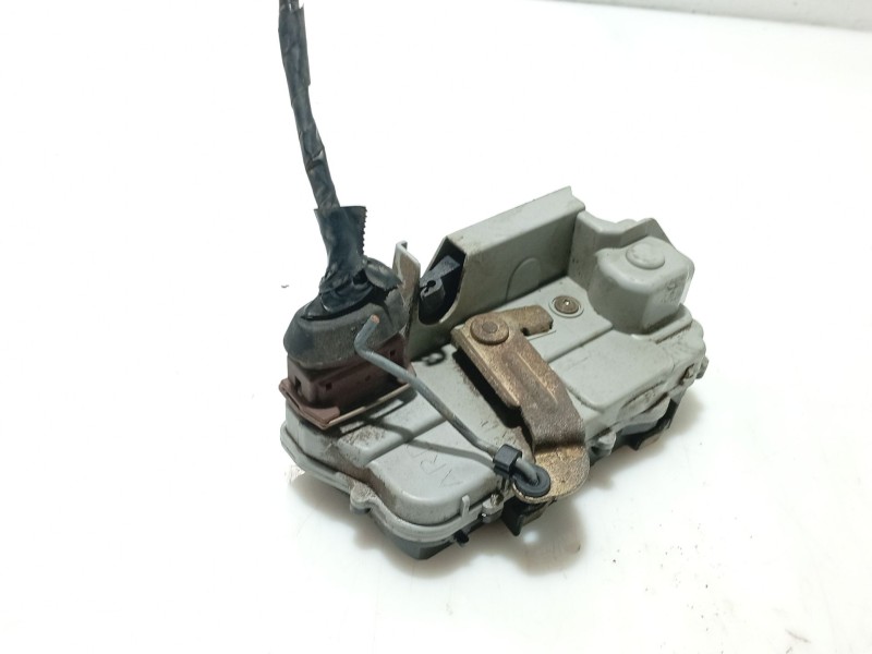 Recambio de cerradura puerta delantera derecha para peugeot 406 (8b) 2.0 16v referencia OEM IAM 9136J6  