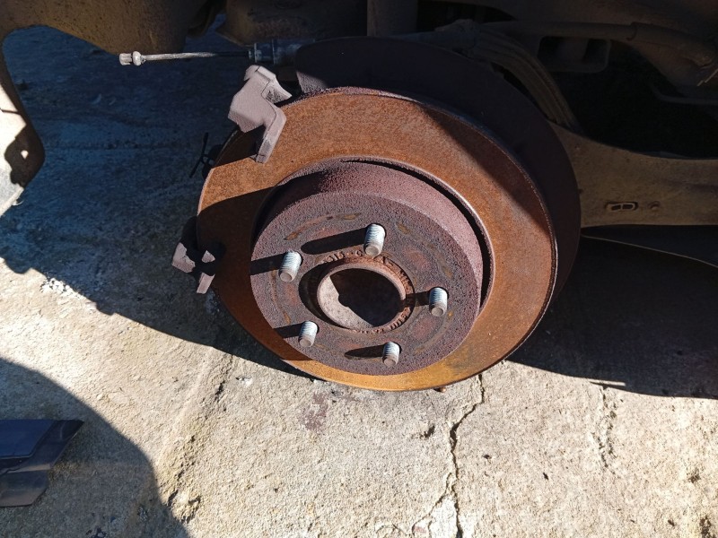 Recambio de mangueta trasera derecha para ford focus c-max (dm2) 1.6 referencia OEM IAM   