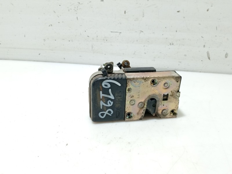 Recambio de cerradura puerta trasera derecha para peugeot 406 (8b) 2.0 16v referencia OEM IAM 913870  