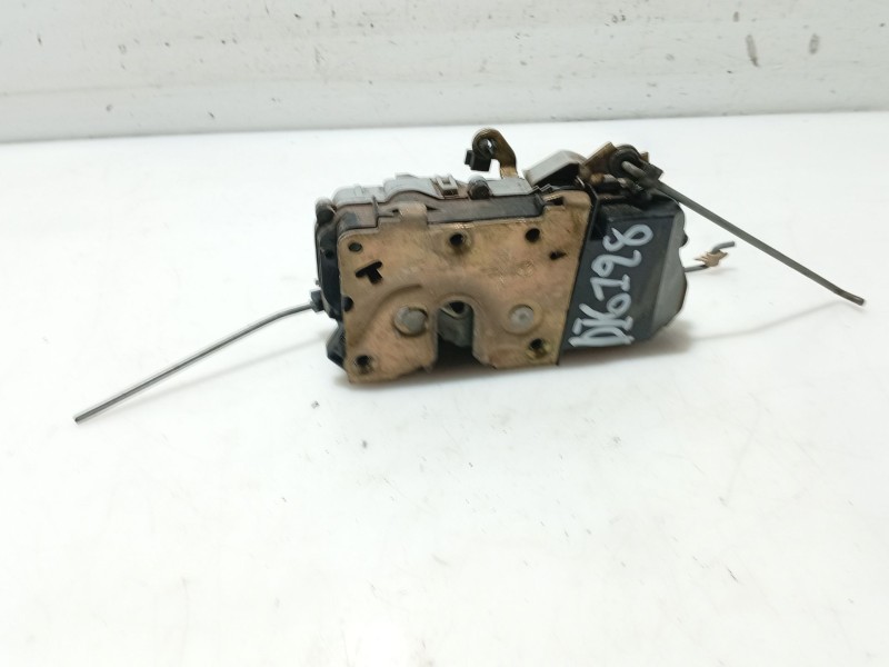 Recambio de cerradura puerta trasera izquierda para peugeot 406 (8b) 2.0 16v referencia OEM IAM 913758  