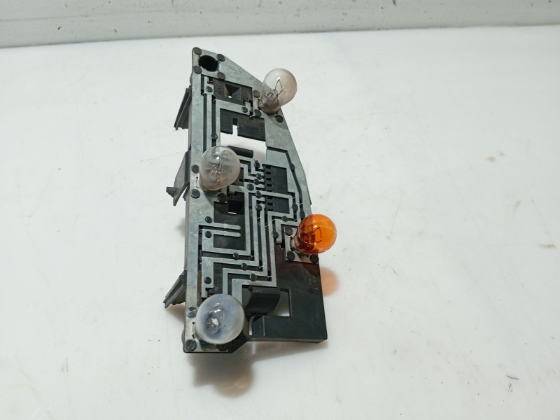 Recambio de portalamparas para peugeot 406 (8b) 2.0 16v referencia OEM IAM   