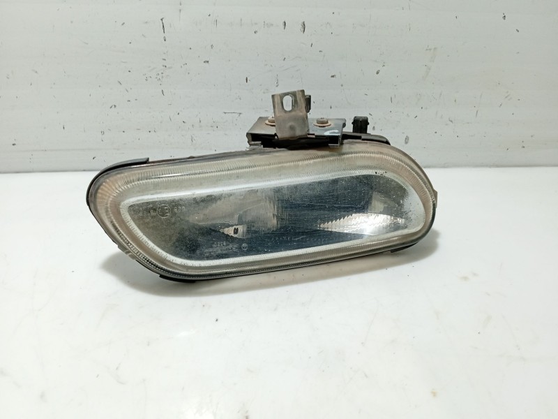 Recambio de faro antiniebla derecho para peugeot 406 (8b) 2.0 16v referencia OEM IAM 6205N3  
