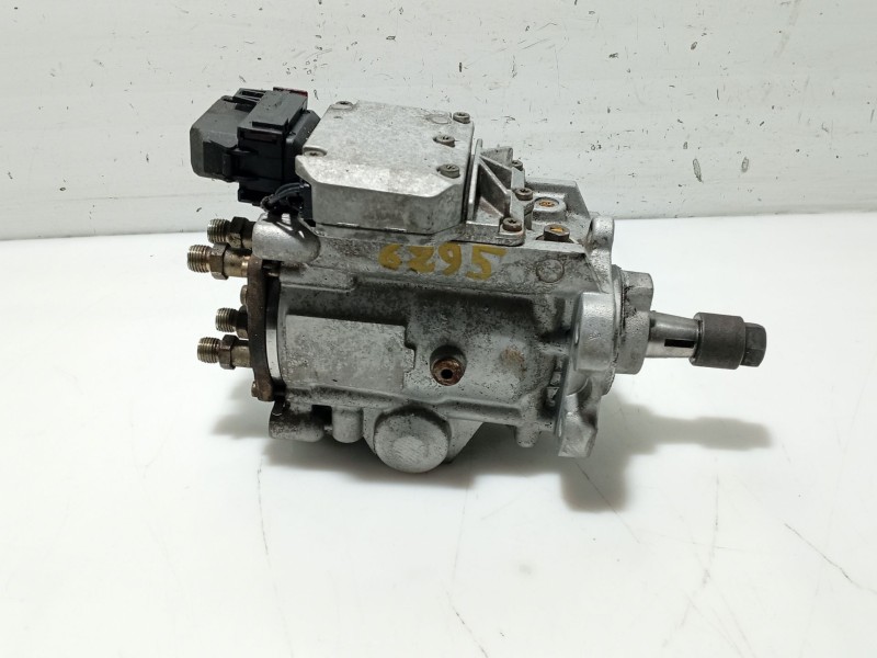 Recambio de bomba inyeccion para bmw 3 (e46) 320 d referencia OEM IAM 13518511824  