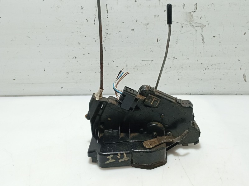 Recambio de cerradura puerta trasera izquierda para bmw 3 (e46) 320 d referencia OEM IAM   