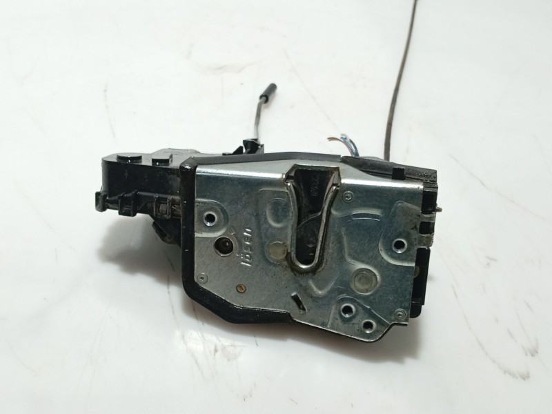Recambio de cerradura puerta trasera izquierda para bmw 3 (e46) 320 d referencia OEM IAM   