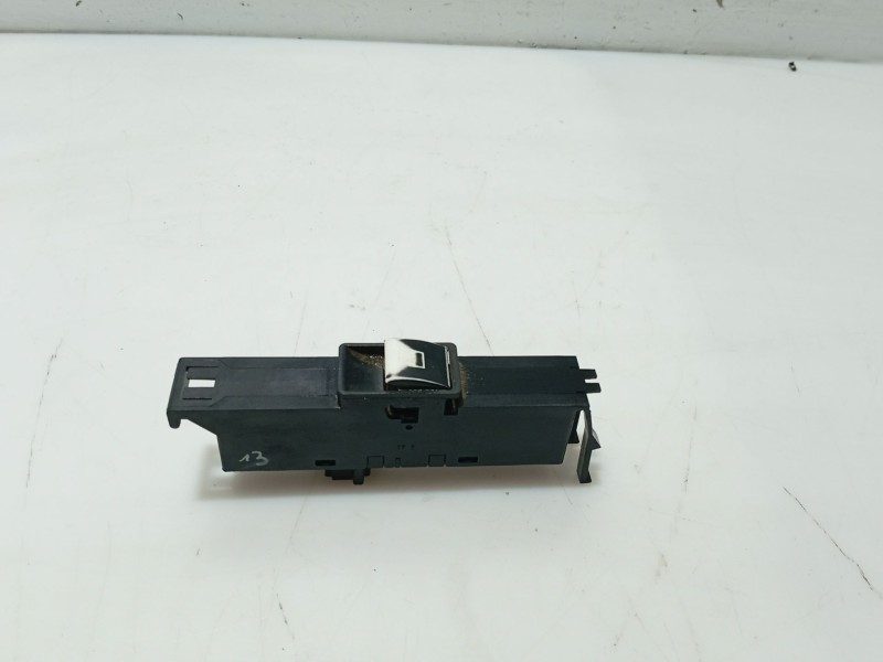 Recambio de mando elevalunas delantero izquierdo para bmw 3 (e46) 320 d referencia OEM IAM 61316902183  