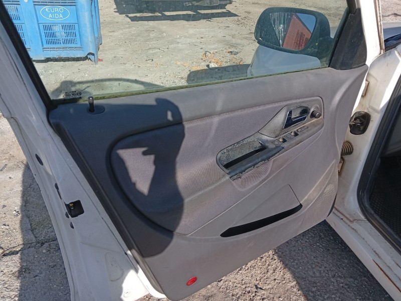 seat ibiza ii (6k1) del año 2000