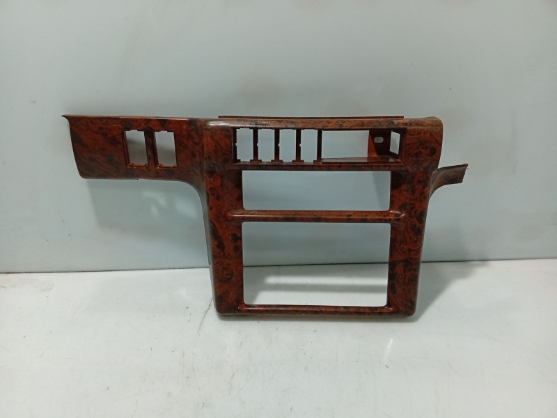 Recambio de moldura para ssangyong musso (fj) 2.9 td referencia OEM IAM   