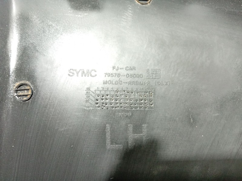 Recambio de moldura para ssangyong musso (fj) 2.9 td referencia OEM IAM   